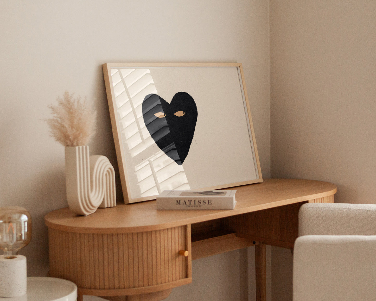 Black Heart Side Eye Print