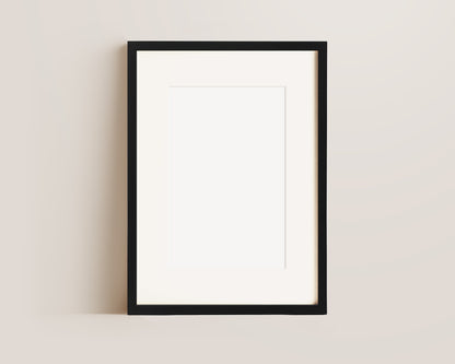 black-frame-passepartout-portrait